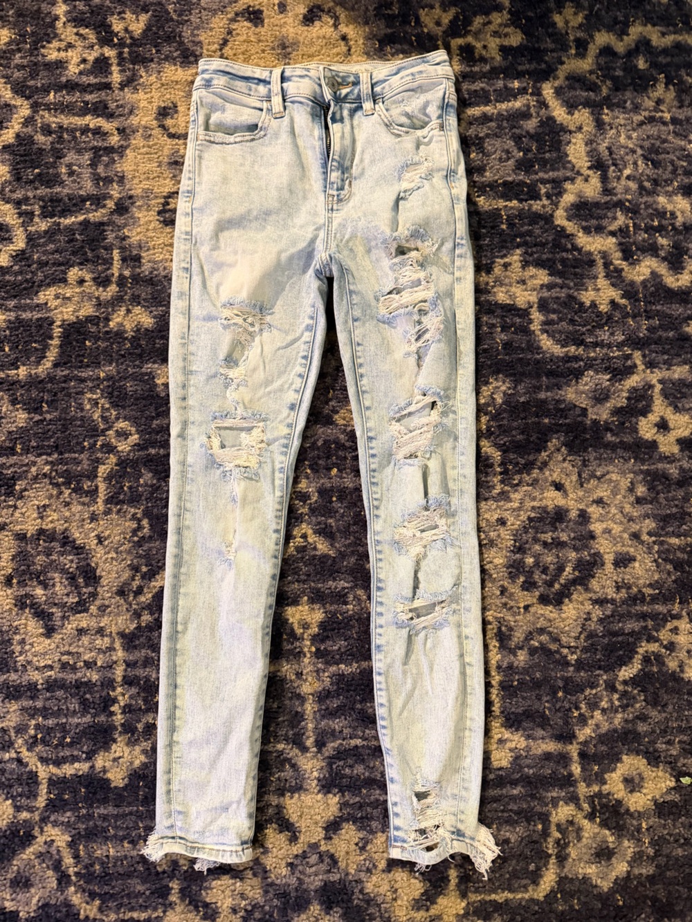 American Eagle Outfitters Light Blue Ripped Skinny Jeans